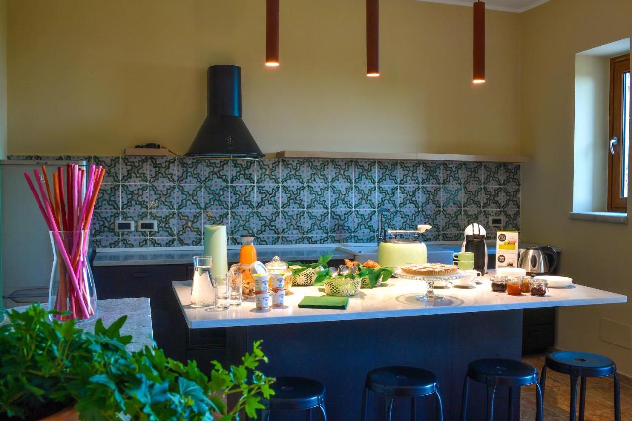 La Riggiola Bed and Breakfast Σαλέρνο Εξωτερικό φωτογραφία